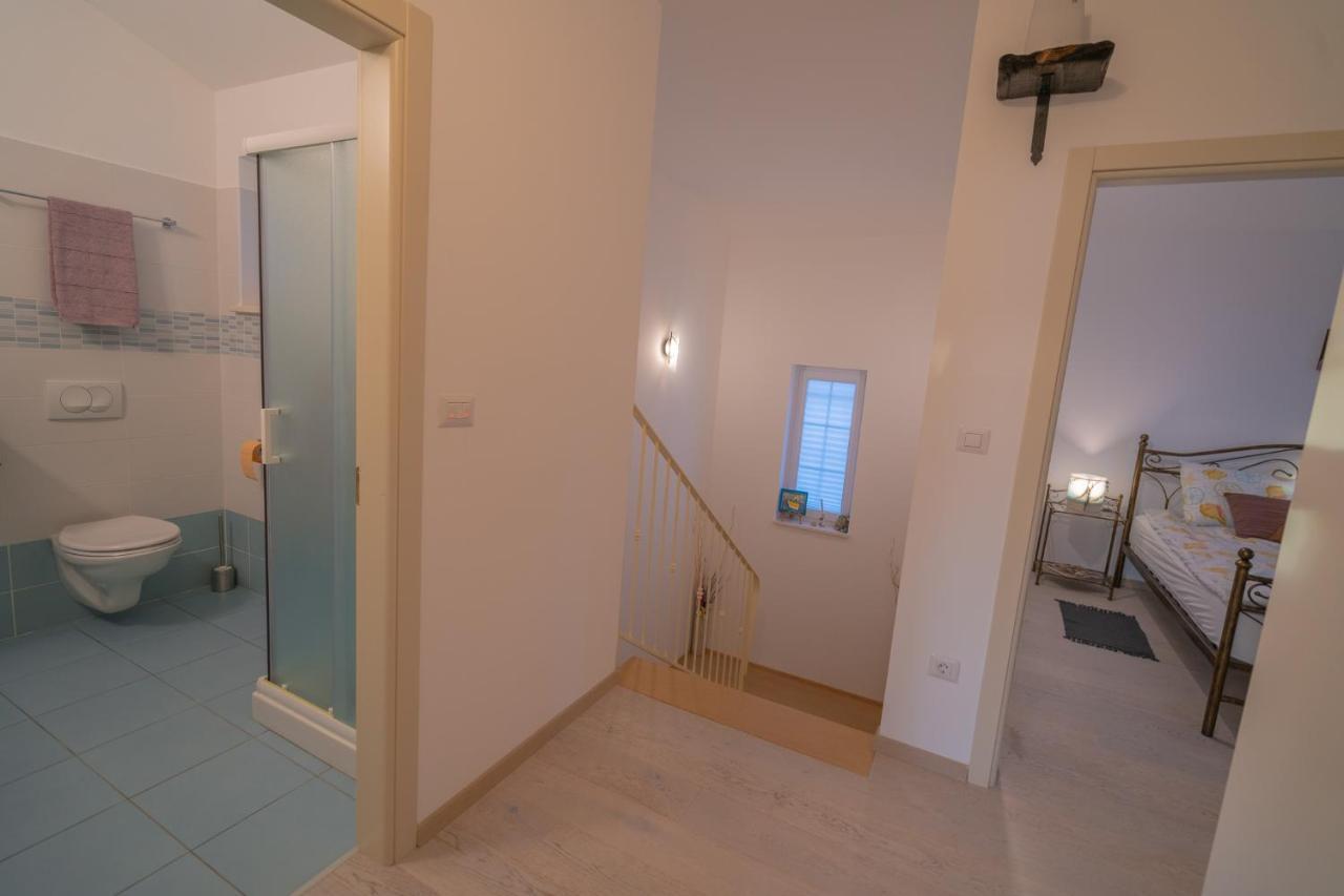 Villa Oasis Kostrena Bagian luar foto