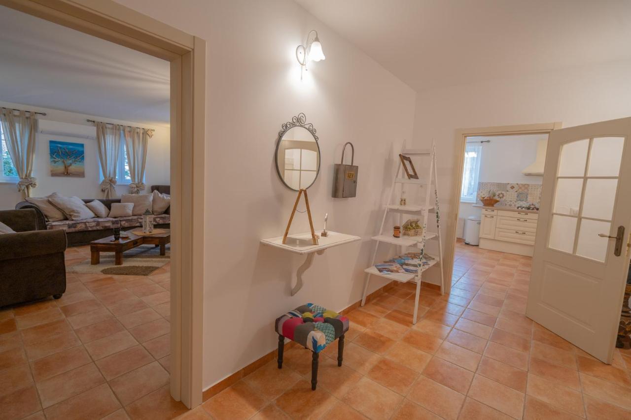 Villa Oasis Kostrena Bagian luar foto